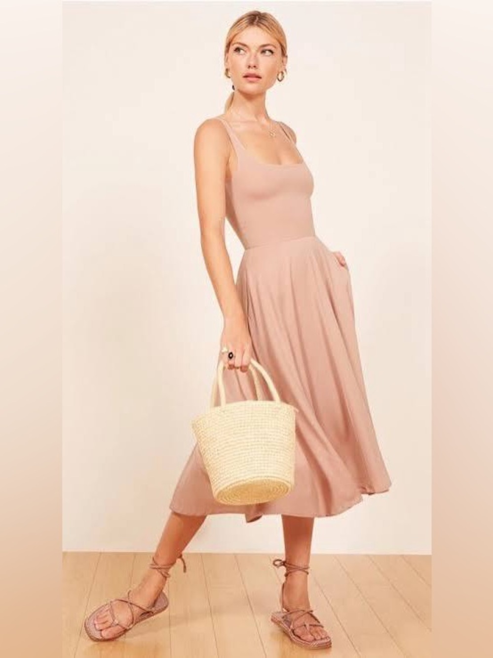REFORMATION Rou knit dress xs - Picture 2 of 8